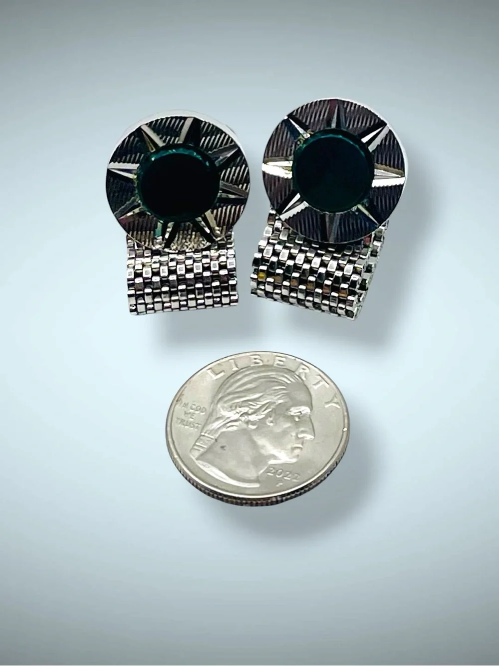 Vintage Mid Century Silver Tone Green Cabochon Mesh Wrap Cufflinks